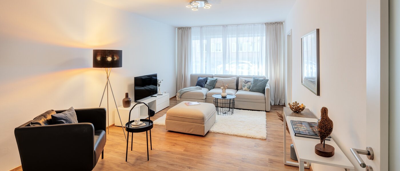 квартира München Schwabing-West (rund um den Bonner Platz) 01 гостиная 11020