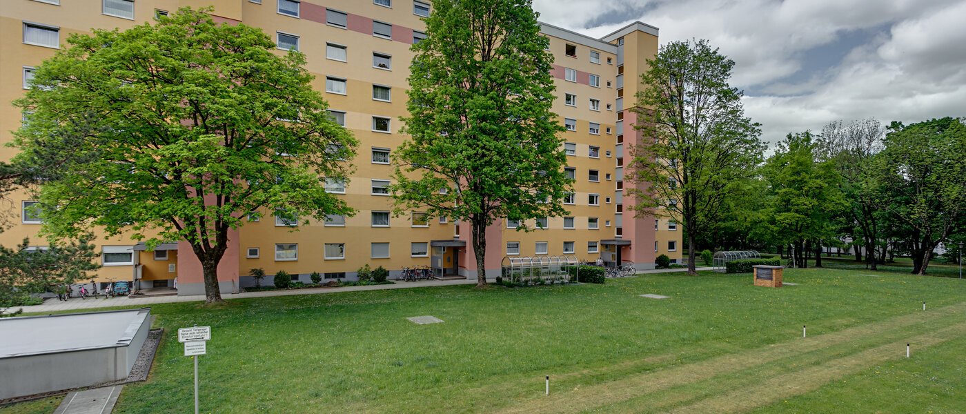 квартира München Fasanerie 01 вид из окна 11028