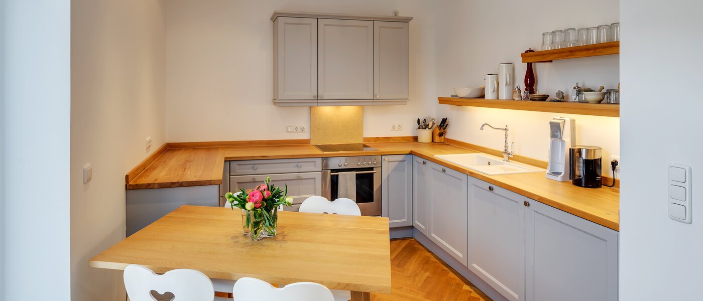 квартира München Neuhausen 01 кухня 11045