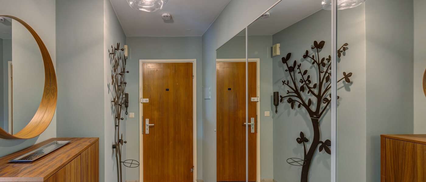 квартира München Nymphenburg 01 коридор 11055