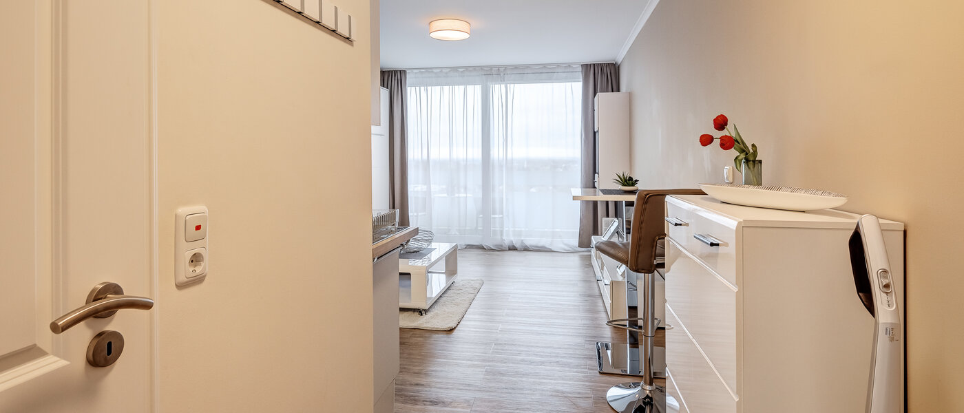 квартира München Arabellapark 03 коридор 11073