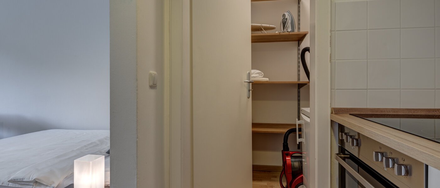 квартира München Maxvorstadt - Rund um den Josephplatz 03 кухня 11083