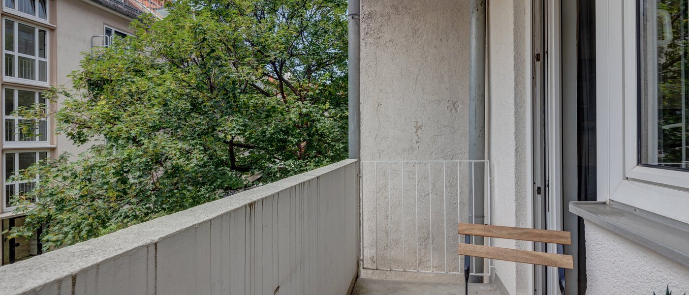 квартира München Maxvorstadt - Rund um den Josephplatz 02 балкон 11083