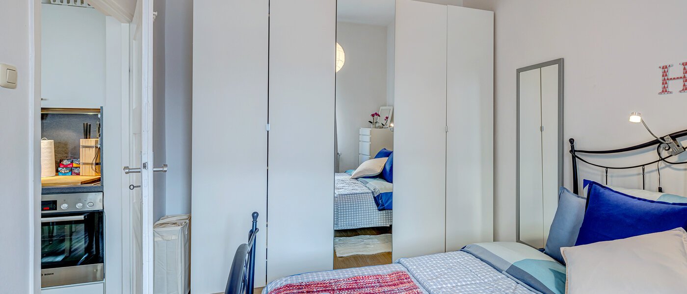 квартира München Lehel 04 спальная комната 11085