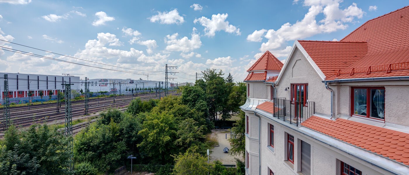 двухэтажная квартира München Pasing 03 вид из окна 11136