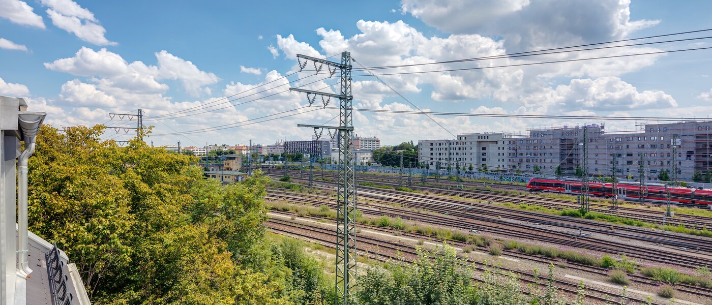 двухэтажная квартира München Pasing 04 вид из окна 11136