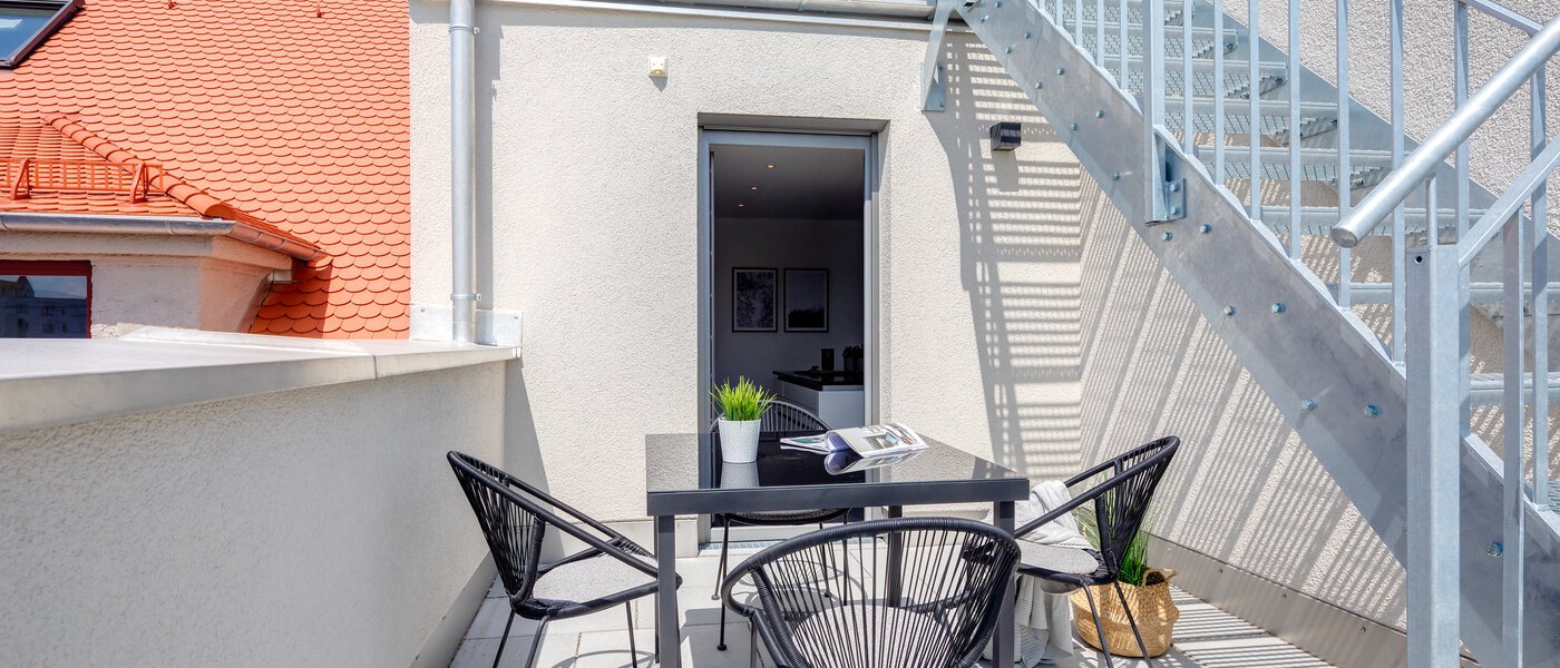 двухэтажная квартира München Pasing 02 терраса с крышей 11136