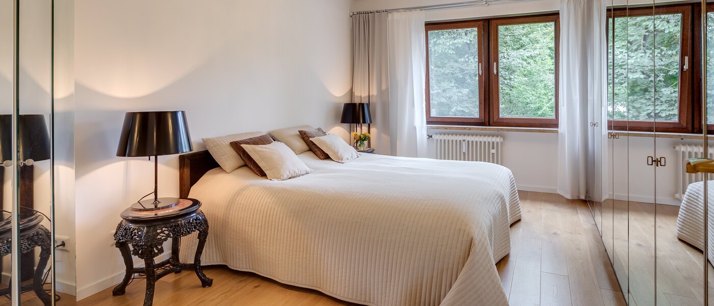 квартира München Herzogpark 01 спальная комната 11149