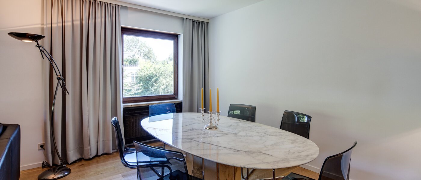 квартира München Herzogpark 03 жилое пространство 11149