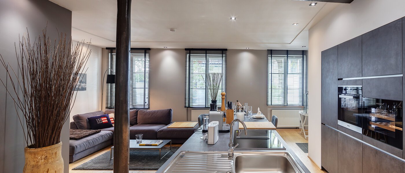 квартира München Gärtnerplatzviertel 01 кухня 11186