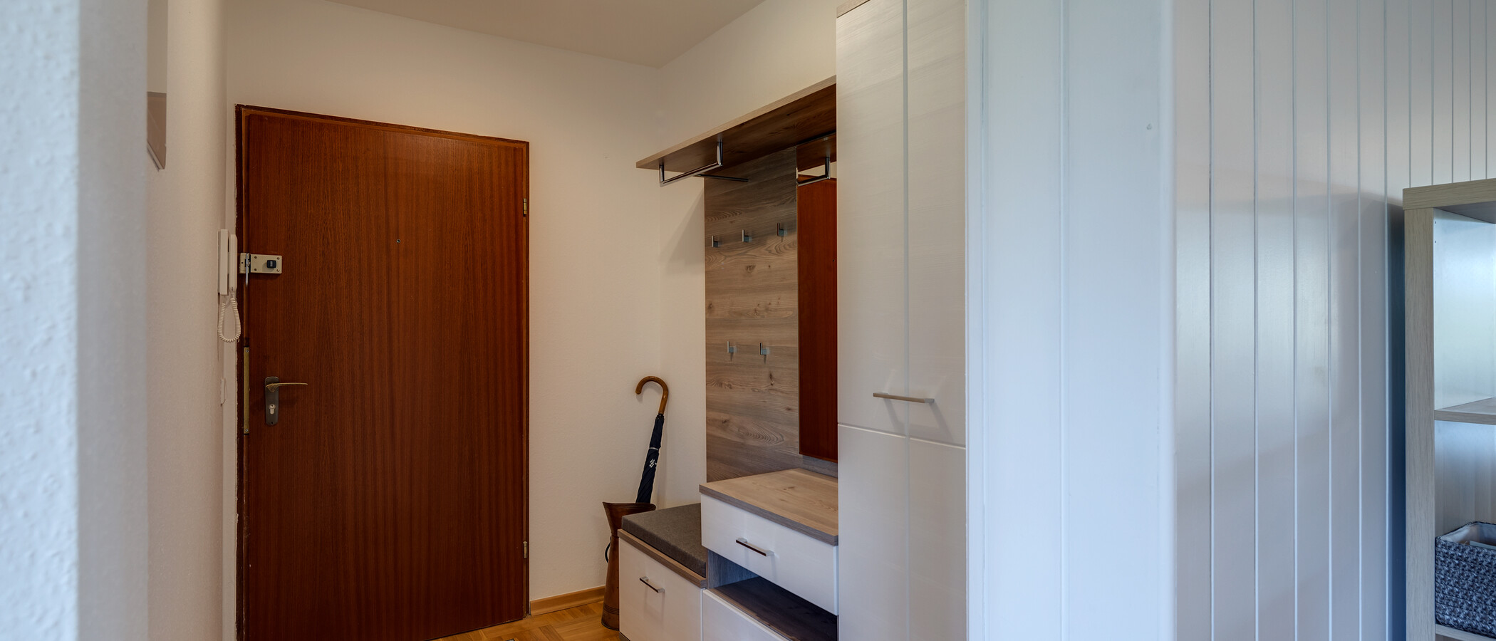квартира München Schwabing-West 02 коридор 11193