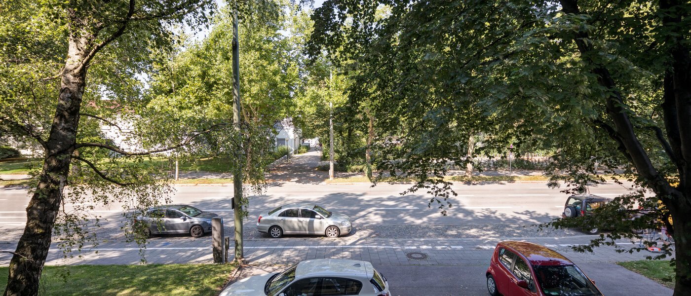 квартира München Schwabing-West (rund um den Bonner Platz) 01 вид из окна 11195