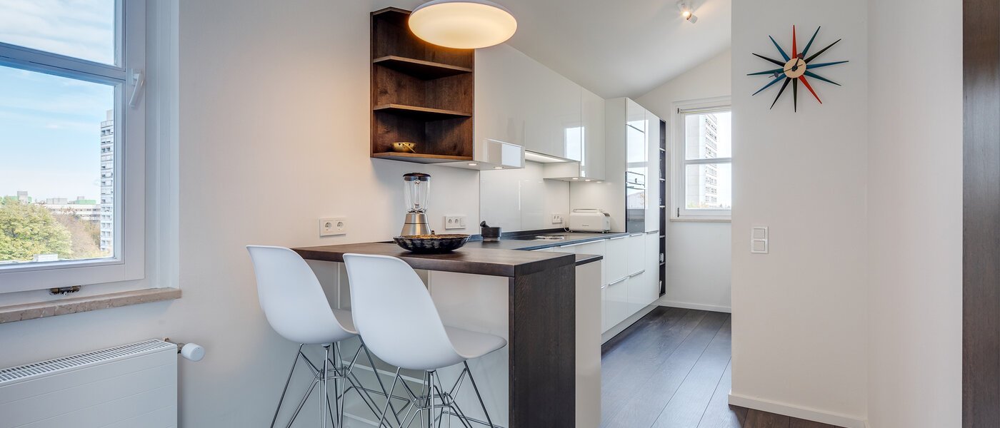 мансардная квартира München Arabellapark 05 кухня 11226