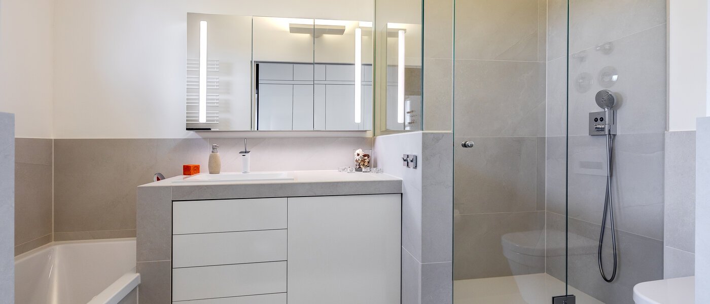 мансардная квартира München Arabellapark 01 ванная комната 11226