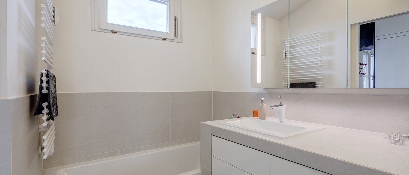 мансардная квартира München Arabellapark 03 ванная комната 11226