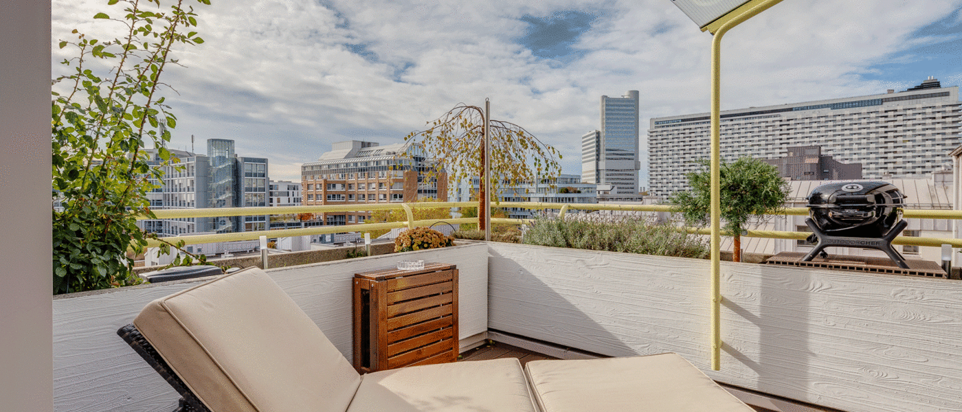 мансардная квартира München Arabellapark 03 терраса с крышей 11226