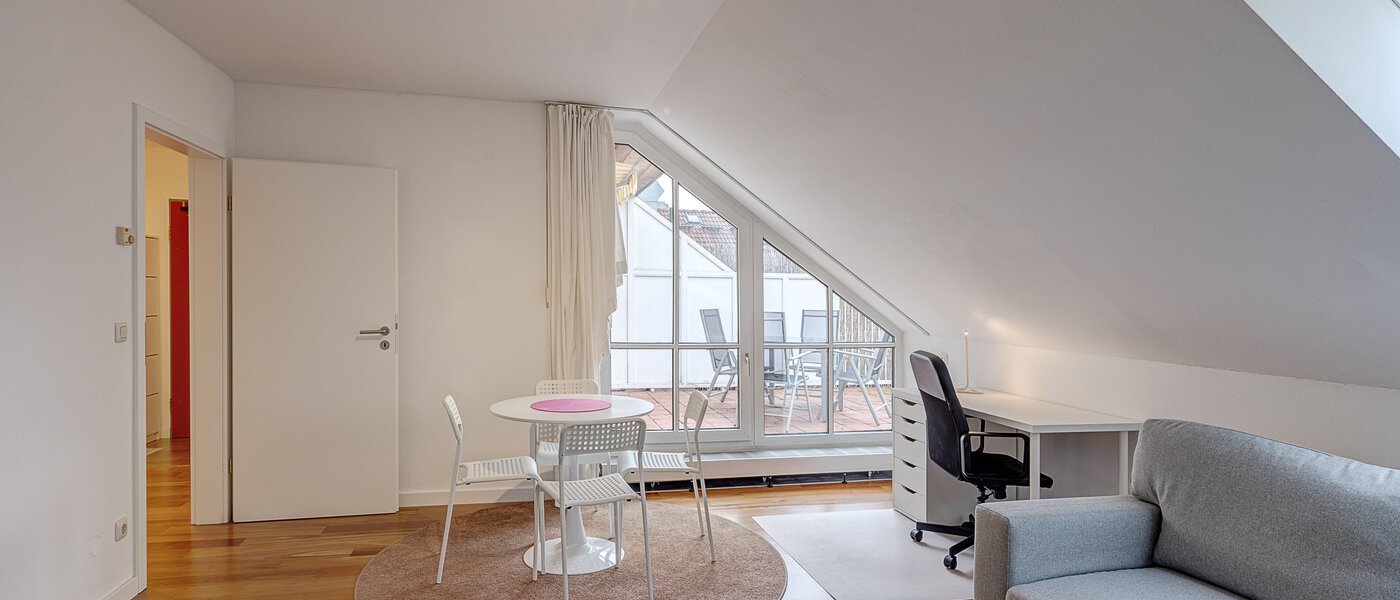 мансардная квартира München Schwabing-Nord (zw. Leopoldstraße & Englischen Garten) 02 жилое пространство 11235