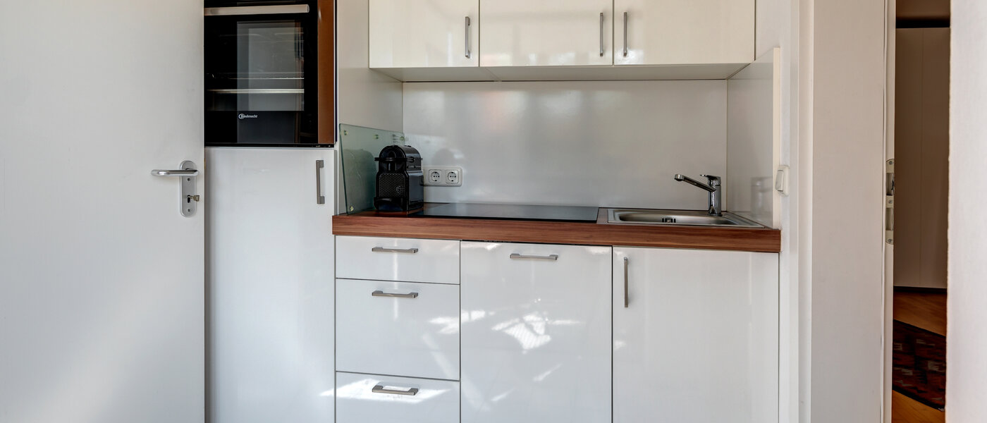 квартира München Neuhausen 01 кухня 11252