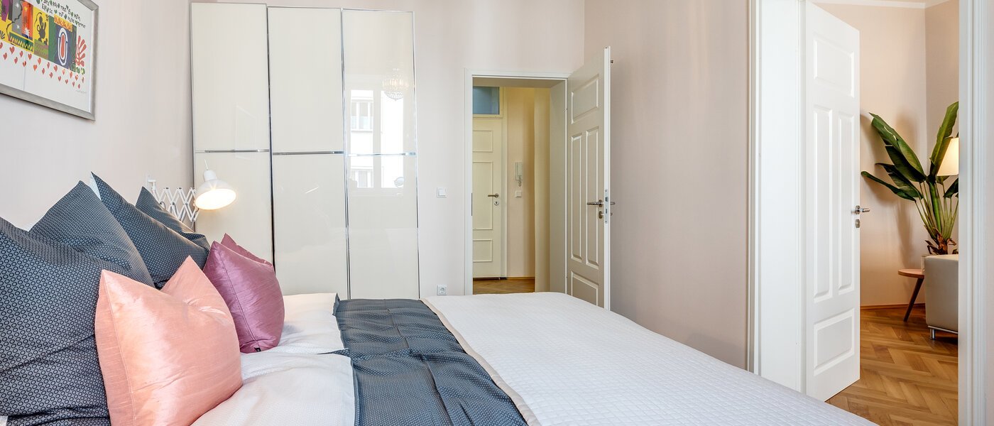 квартира München Glockenbachviertel 02 спальная комната 11255