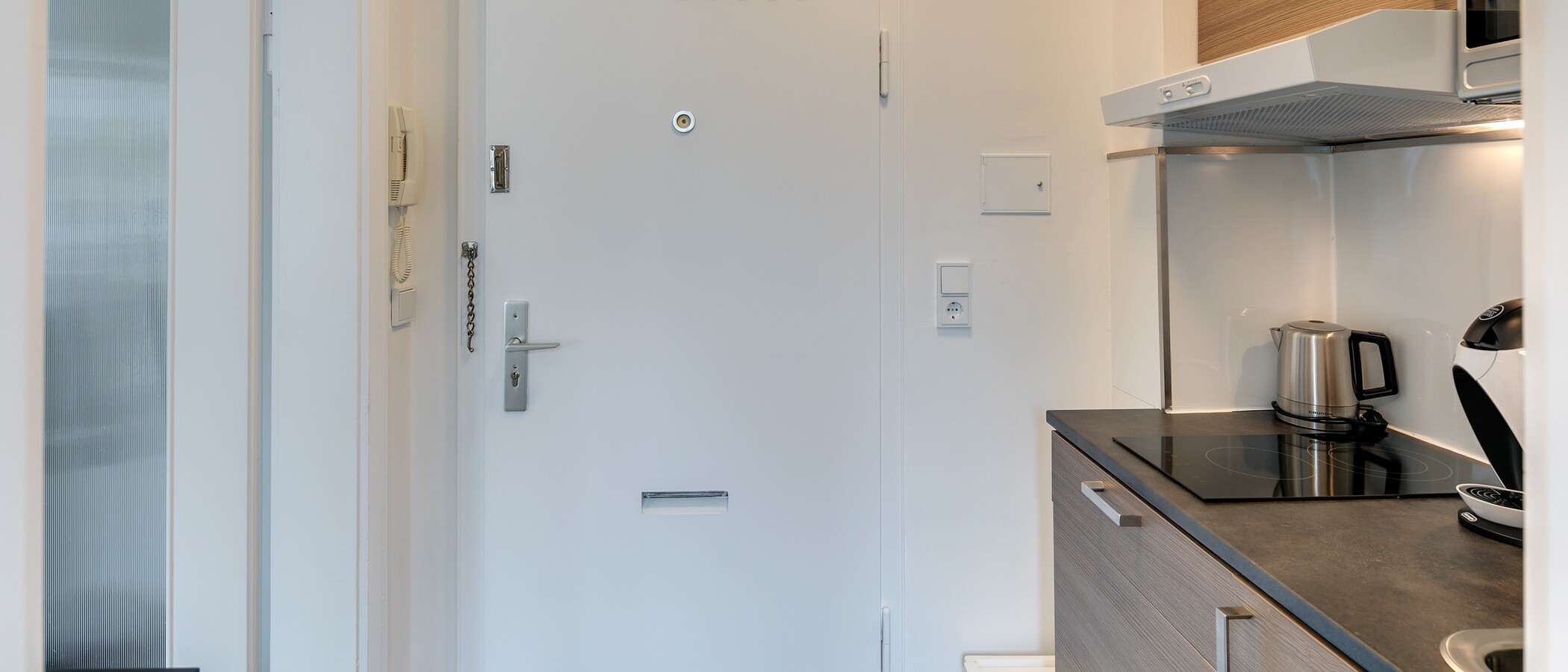 квартира München Neuhausen 02 коридор 11266