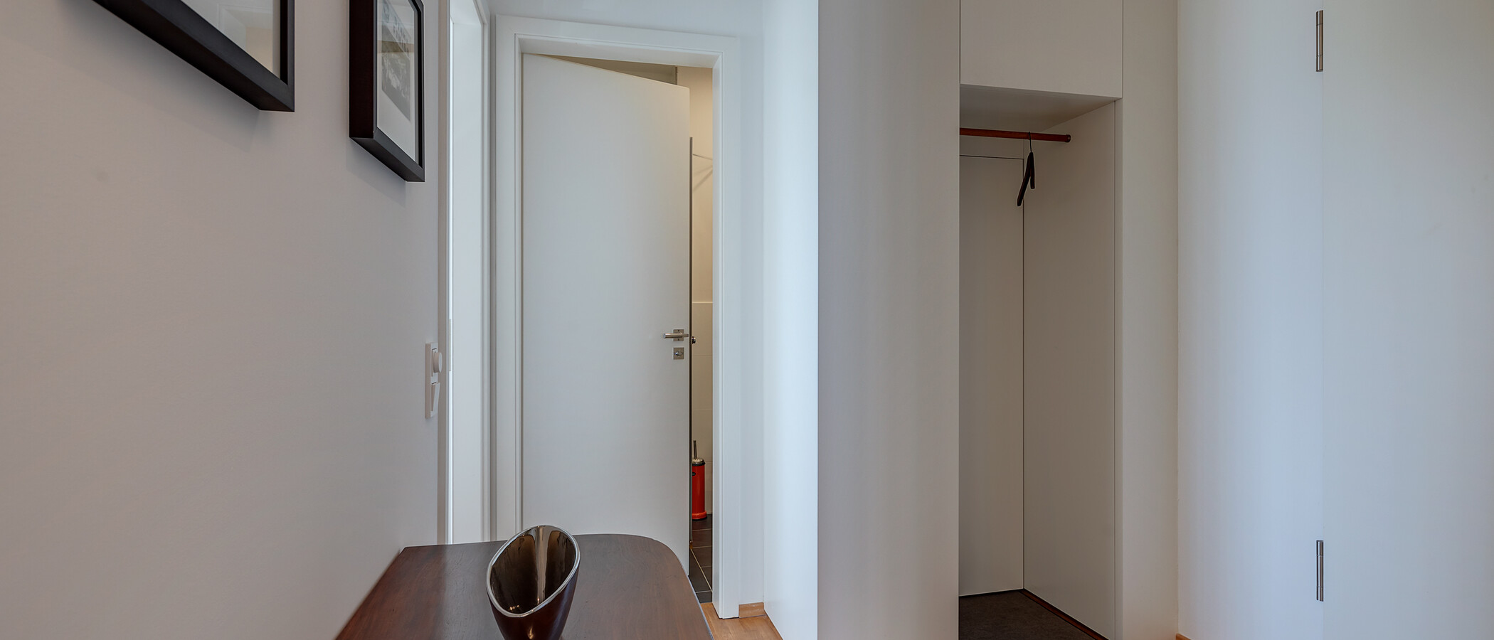 квартира München Schwabing-Nord (zw. Belgrad- & Leopoldstraße) 02 коридор 11278