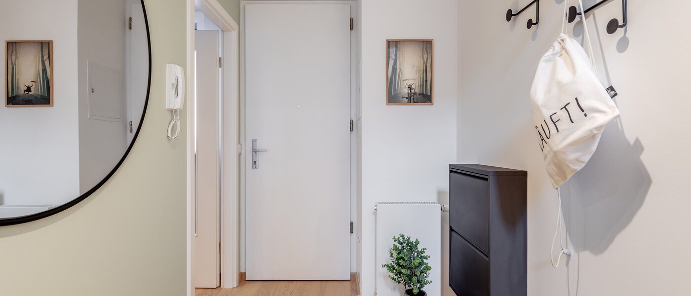 двухэтажная квартира-галерея München Maxvorstadt 02 коридор 11294