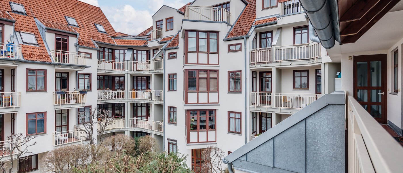 двухэтажная квартира-галерея München Maxvorstadt 01 вид из окна 11294