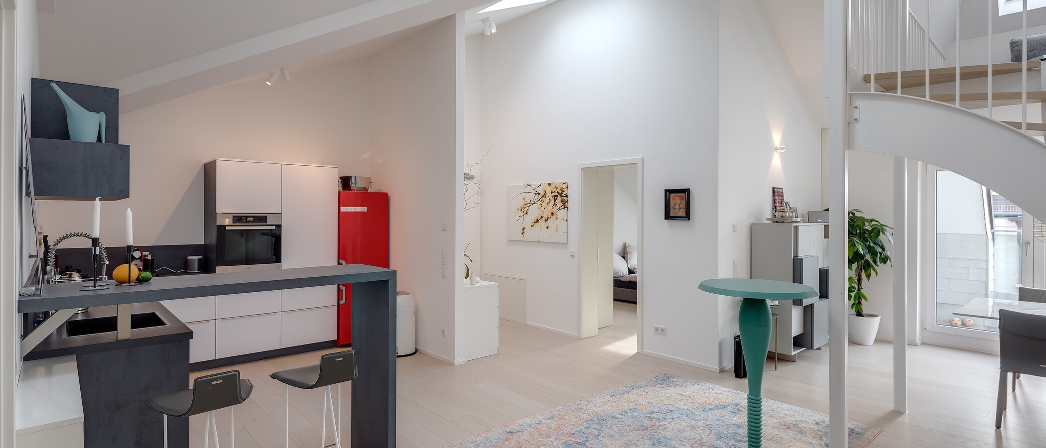 мансардная квартира München Schwabing-West (rund um den Bonner Platz) 01 кухня 11304