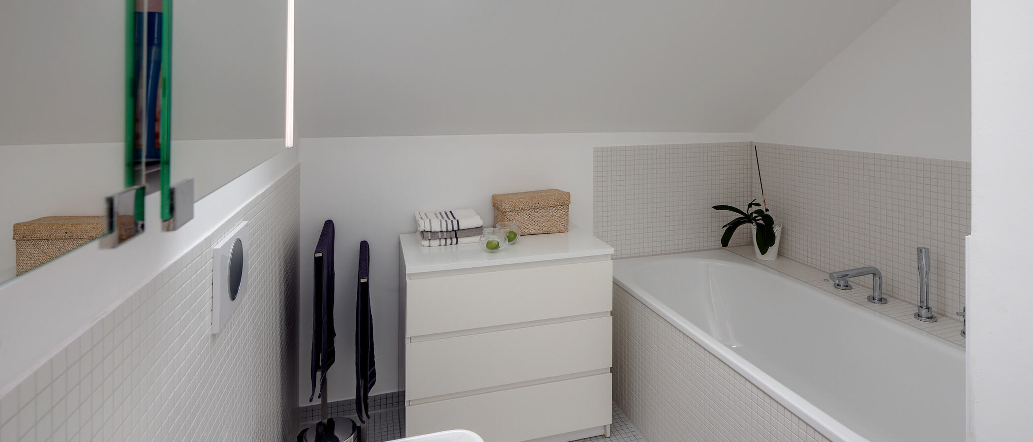 мансардная квартира München Schwabing-West (rund um den Bonner Platz) 02 ванная комната 11304