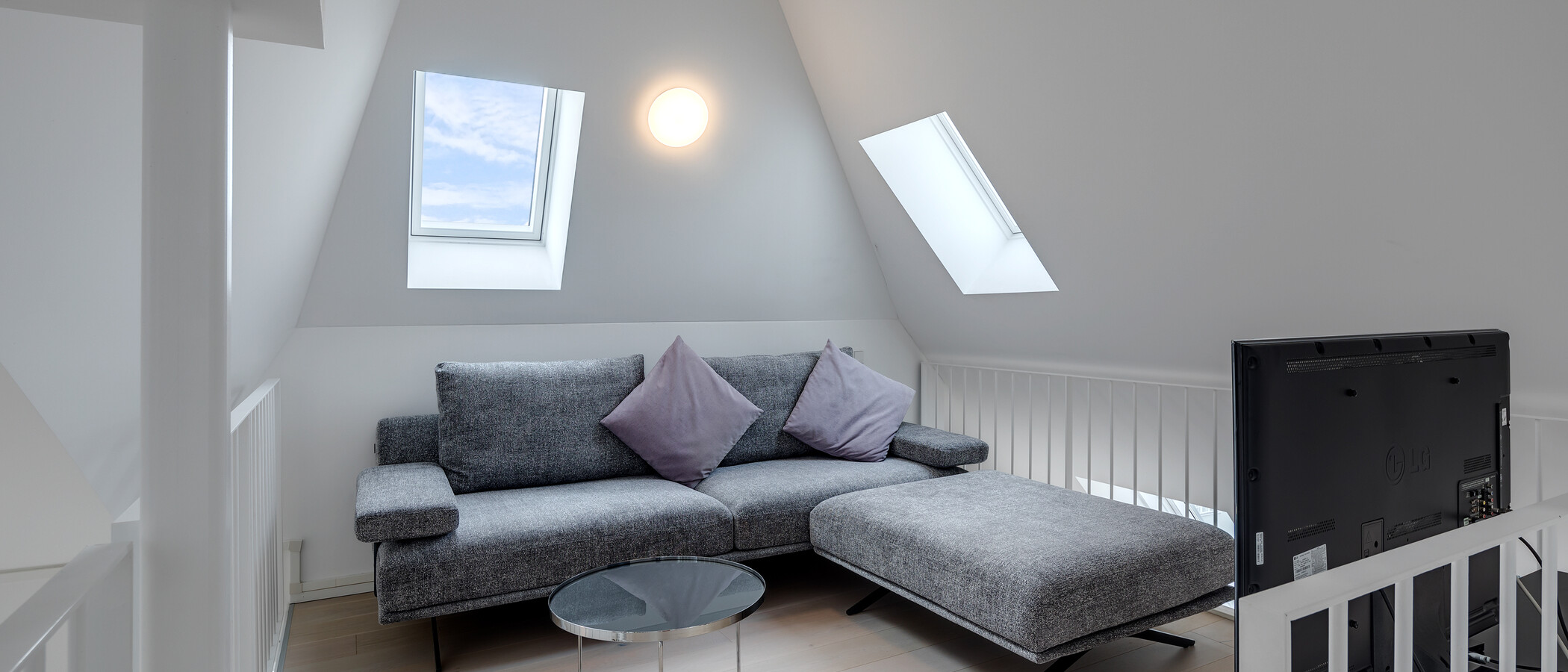 мансардная квартира München Schwabing-West (rund um den Bonner Platz) 02 жилое пространство 11304