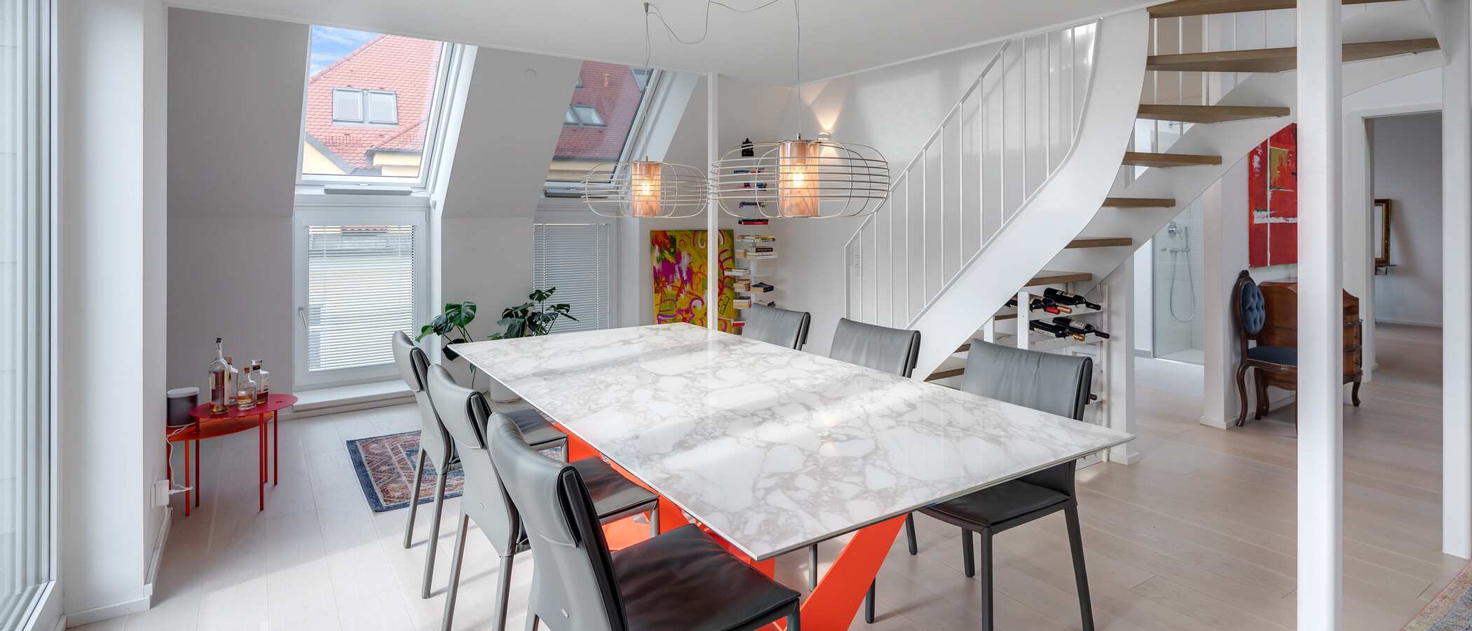 мансардная квартира München Schwabing-West (rund um den Bonner Platz) 04 обеденная зона 11304