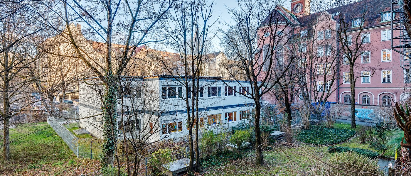 квартира München Lehel 02 вид из окна 11326