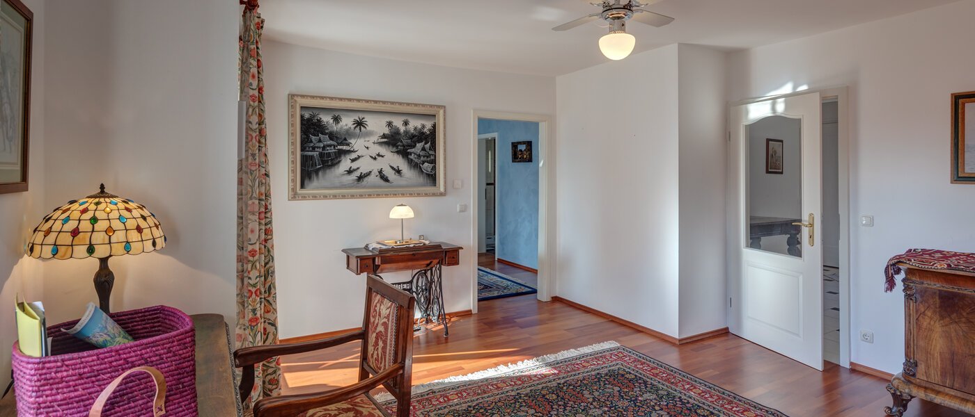 Особняк Starnberg 03 рабочий кабинет 11331