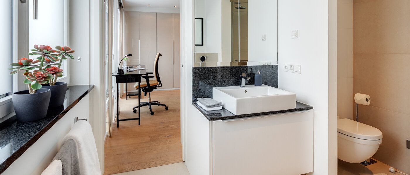 квартира München Schwabing-West 07 ванная комната 11349