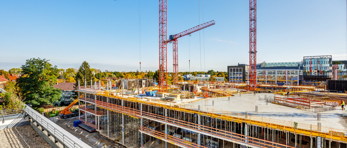 квартира München Bogenhausen 02 вид из окна 11358