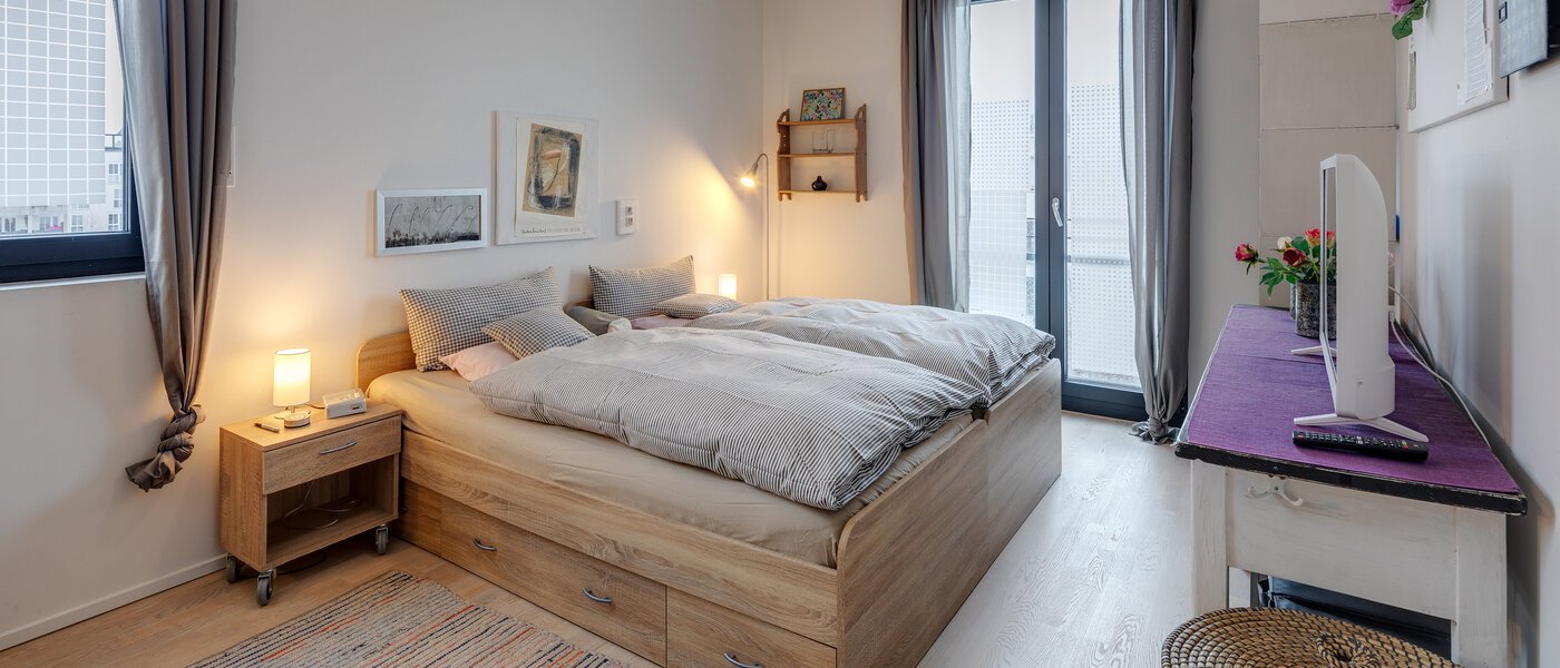 квартира München Oberföhring 01 спальная комната 11374