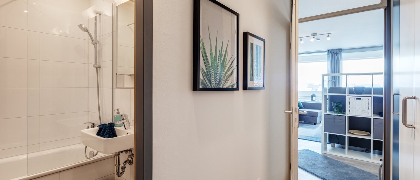 квартира München Arabellapark 01 коридор 11422