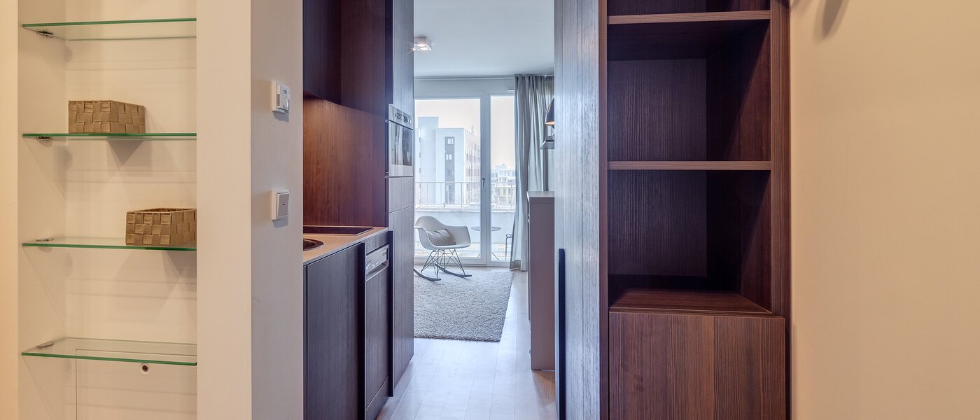 квартира München Schwabing-West 02 коридор 11438