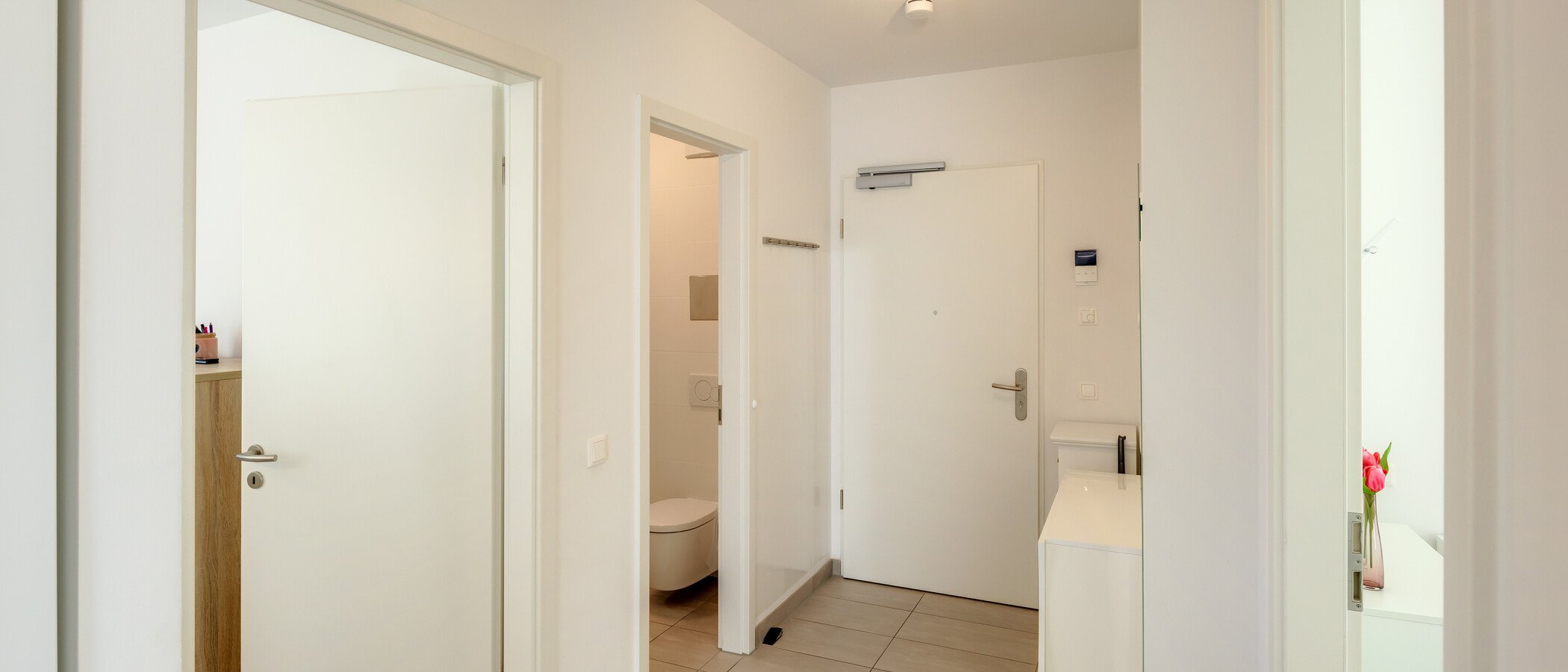 квартира с садом München Neuaubing 02 коридор 11442