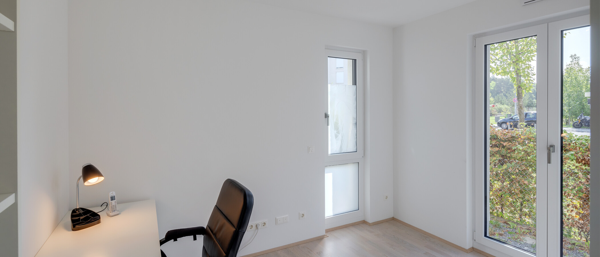 квартира с садом München Neuaubing 03 рабочий кабинет 11442