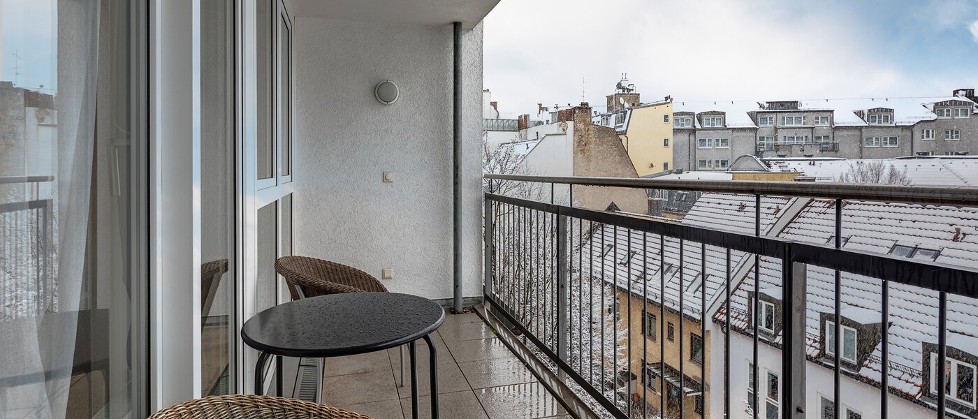 квартира München Maxvorstadt - Westen 01 балкон 11480