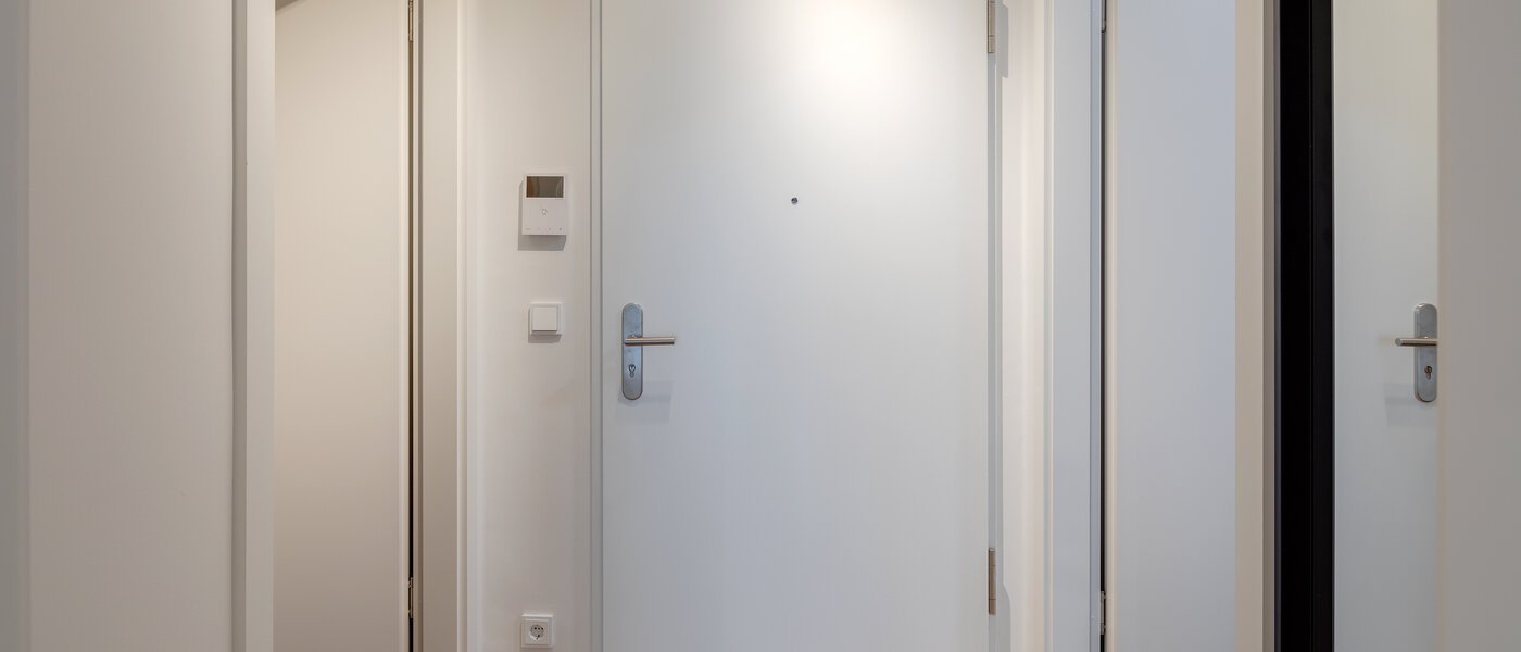 квартира München Bogenhausen 03 коридор 11481