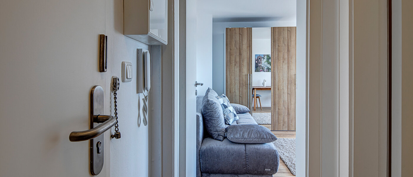 квартира München Moosach 01 коридор 11491