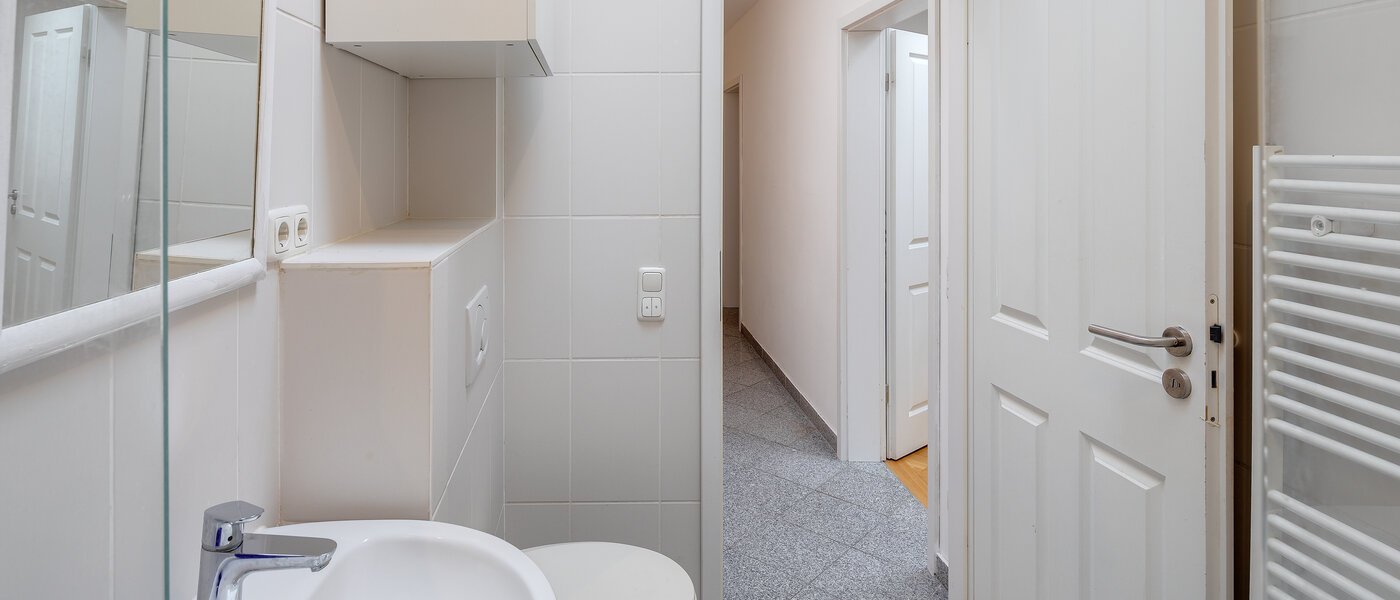 мансардная квартира München Schwanthalerhöhe 02 ванная комната 11507