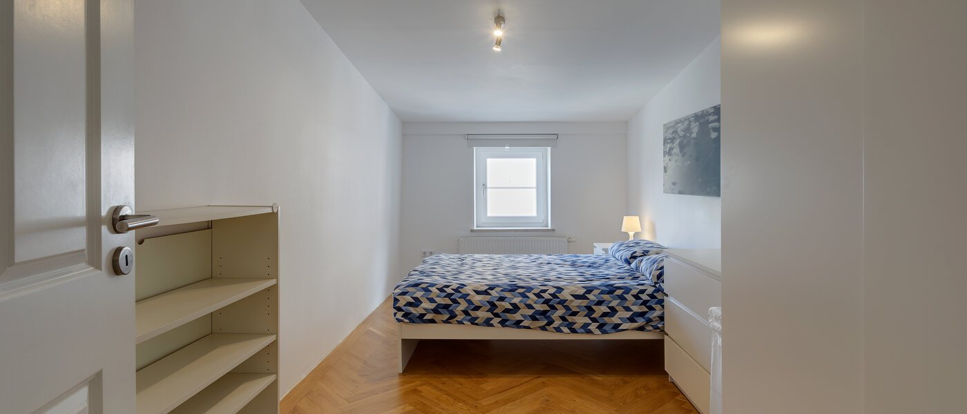 мансардная квартира München Schwanthalerhöhe 02 спальная комната 11507