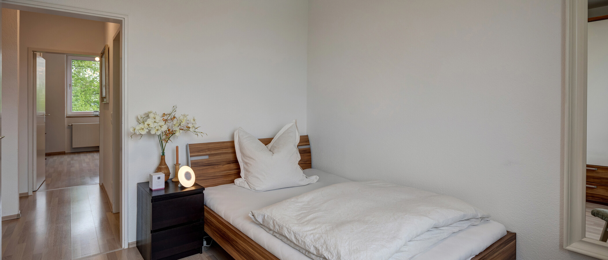 квартира München Milbertshofen 01 спальная комната 11553