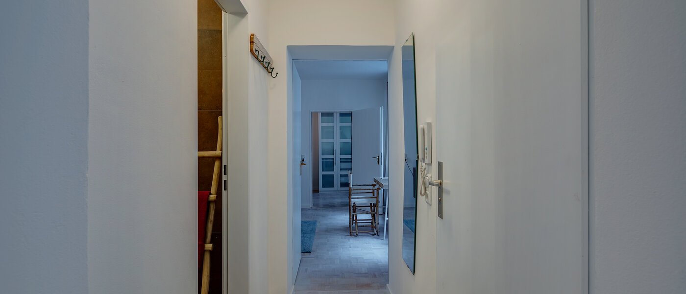 квартира München Maxvorstadt - Universitätsviertel 02 коридор 11567