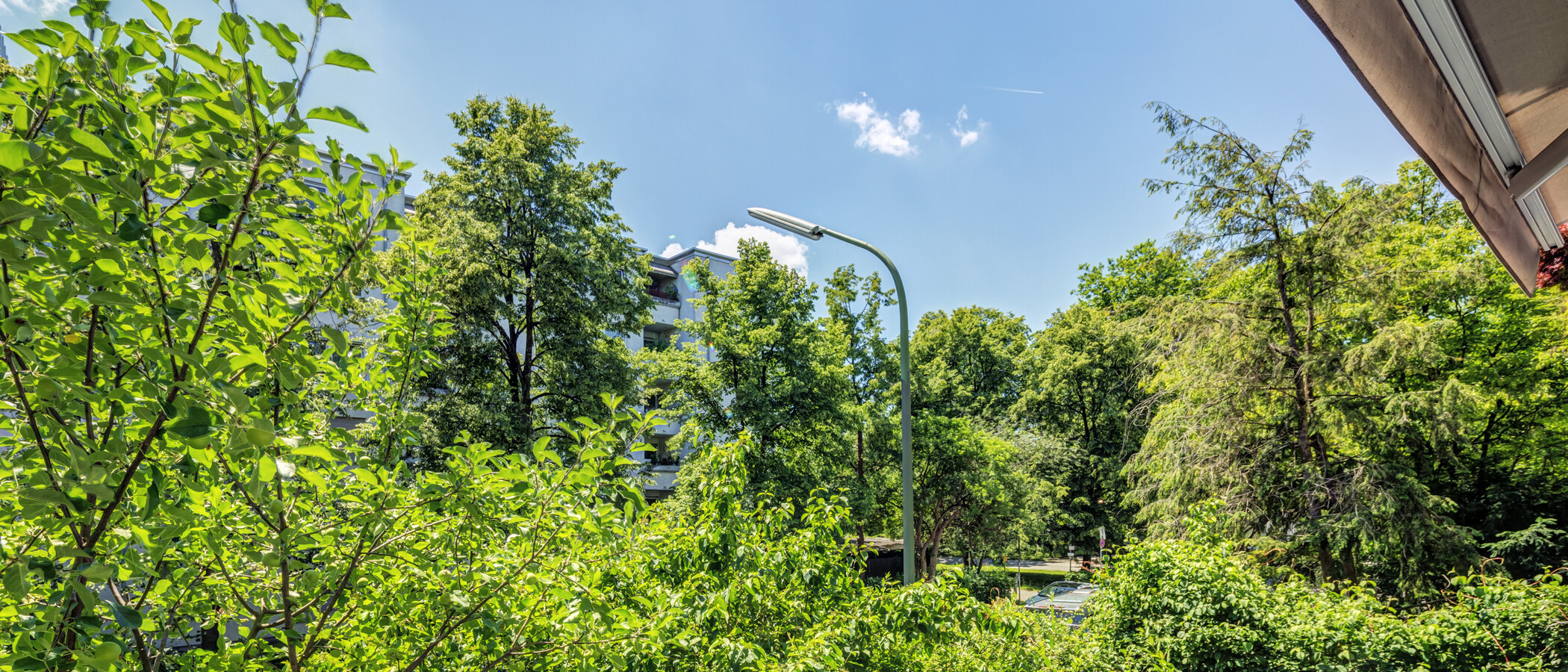 квартира München Schwabing-West (rund um den Hohenzollernplatz) 02 вид из окна 11568