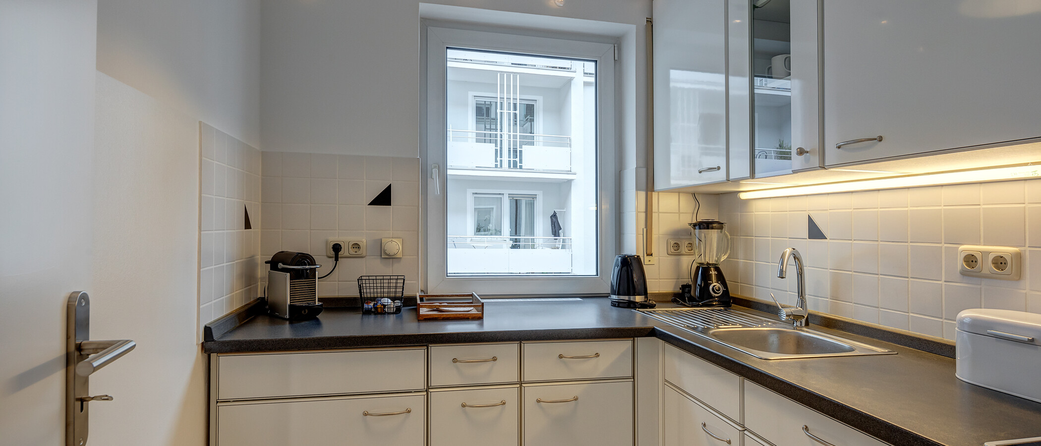 квартира München Schwabing-West (rund um den Hohenzollernplatz) 01 кухня 11583