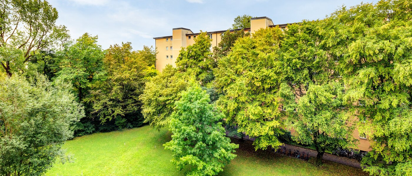 квартира München Parkstadt Bogenhausen 01 вид из окна 1160